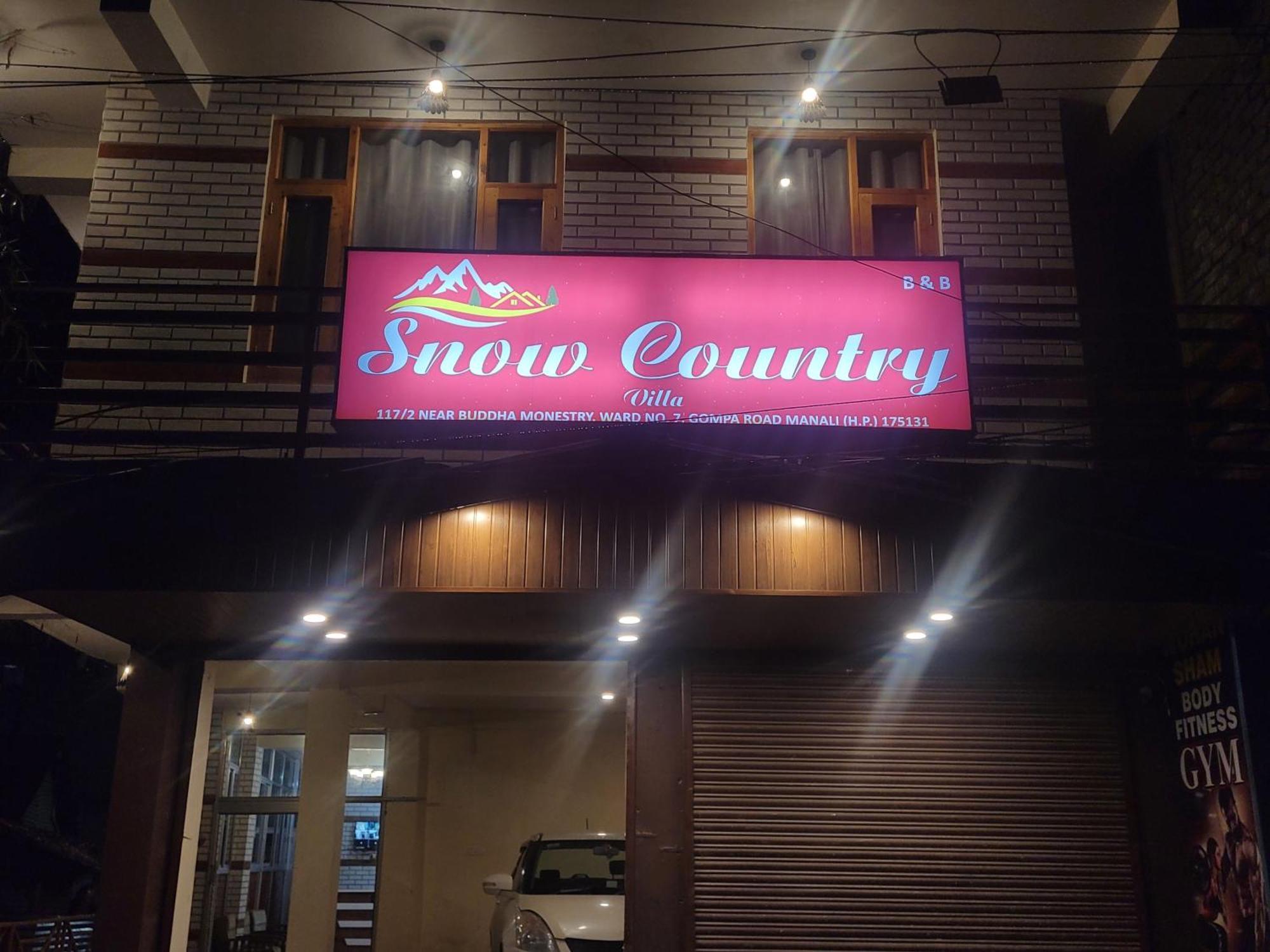 Hotel Snow Country Villa Manāli Екстериор снимка